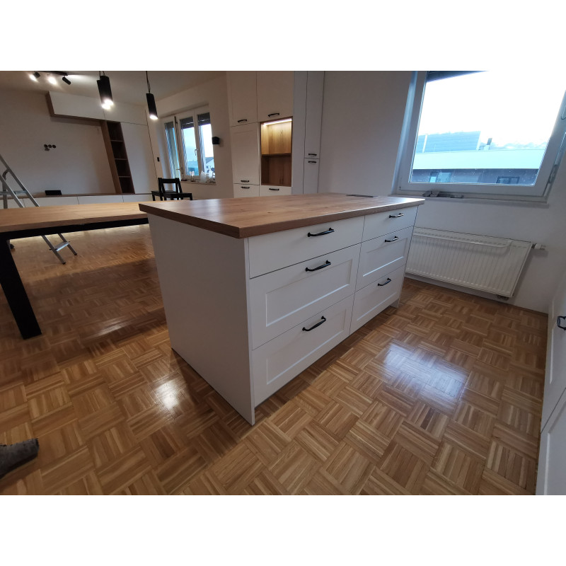 KUHINJA BELA MAT / HRAST